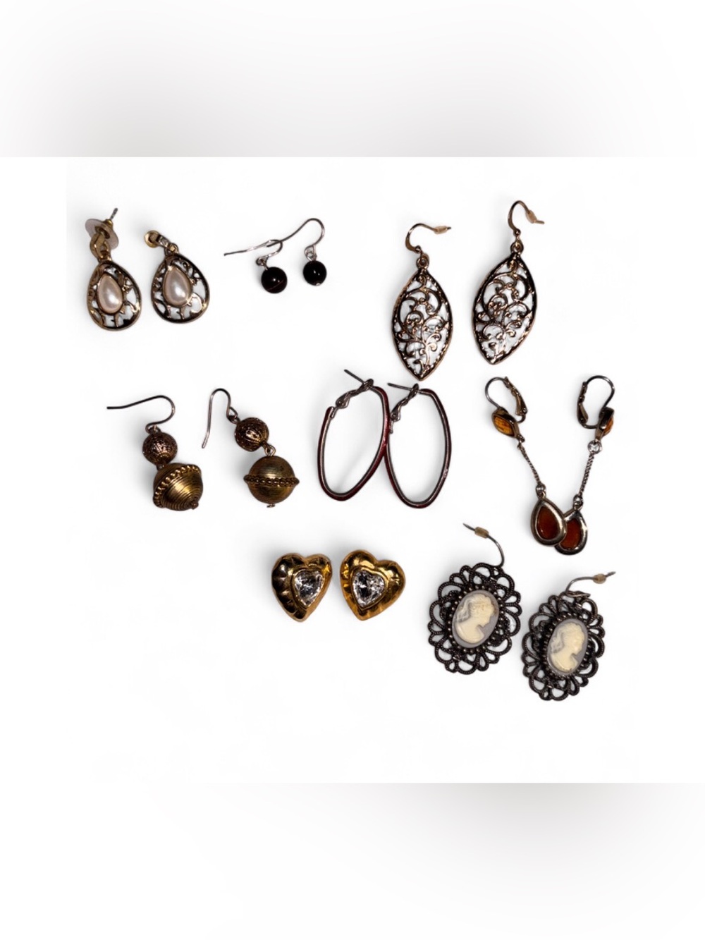 Assorted earrings